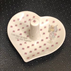 1987 Precious Moments Heart Ring Holder